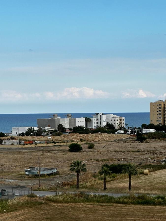 Maestro Sea - View Apartment Larnaka Exterior foto